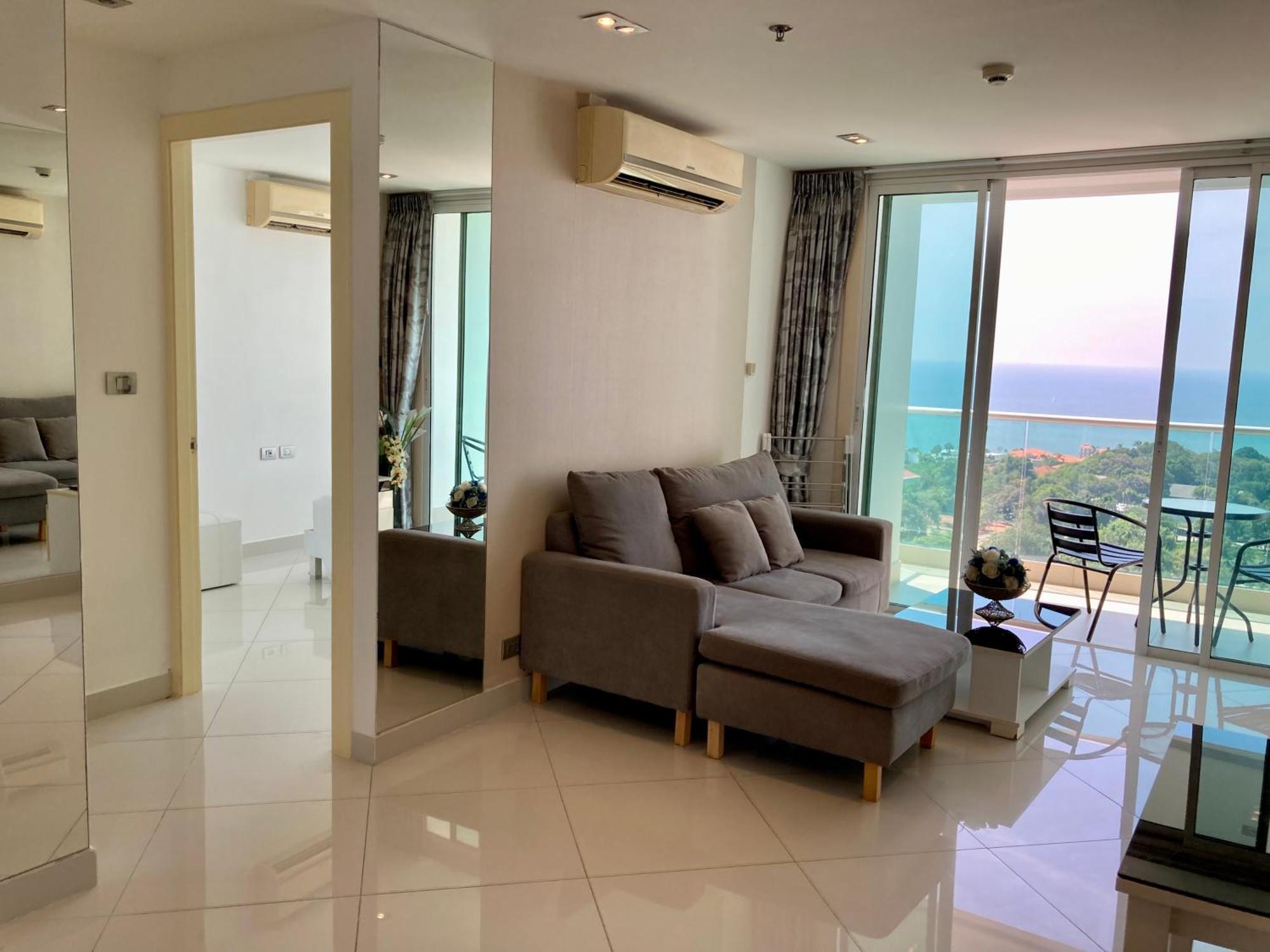 The View Cosy Beach By Pattaya Sunny Rentals Room photo